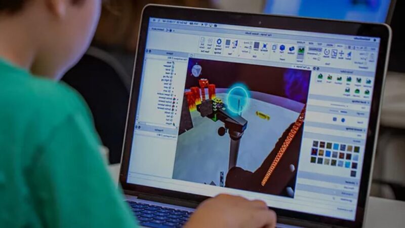 Roblox Studio What is it and how does it work?